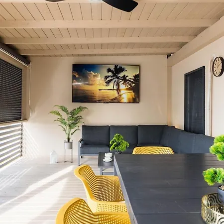 Mobile House On Sea Side