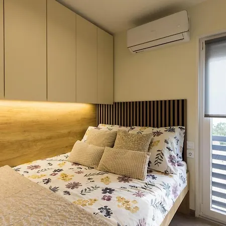 Mobile House On Sea Side Apartman *