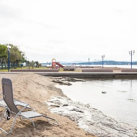 Mobile House On Sea Side Apartman