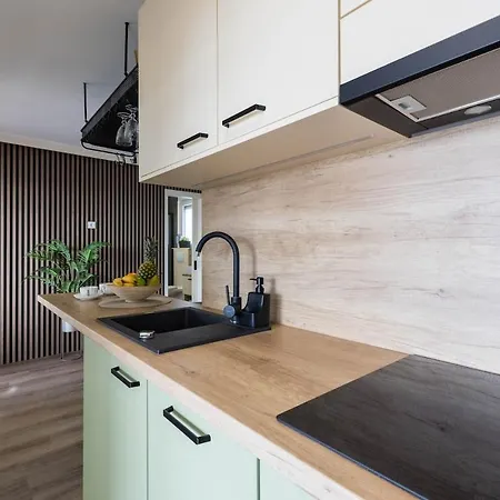 Mobile House On Sea Side Turanj